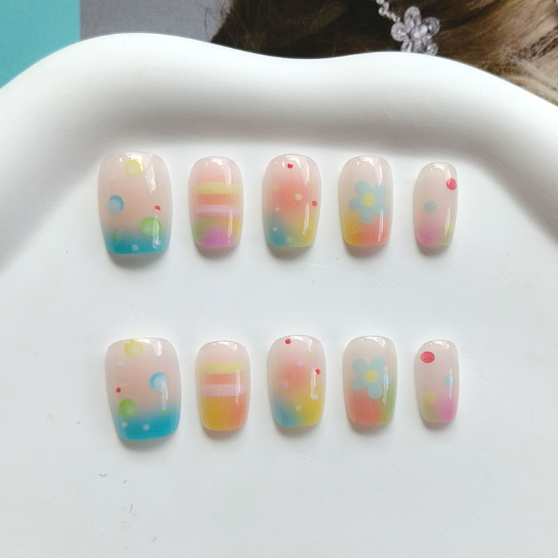 Nail Art Ombre - 10 шт. радужных накладных ногтей в